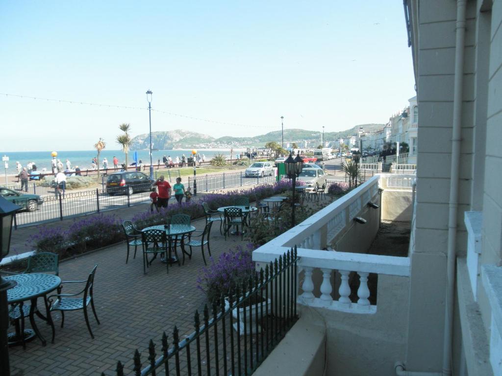 Queens Hotel Llandudno Luaran gambar